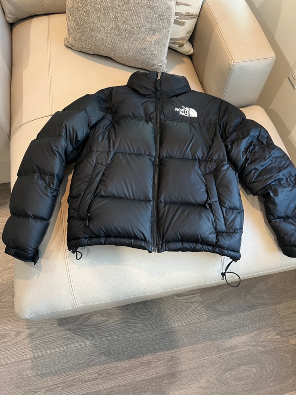 The North Face Black Neptune 700